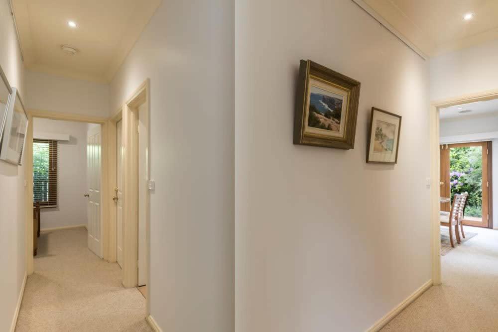 3 Bdrm 2 Bthrm House Close To Canberra Cbd & Anu Dış mekan fotoğraf