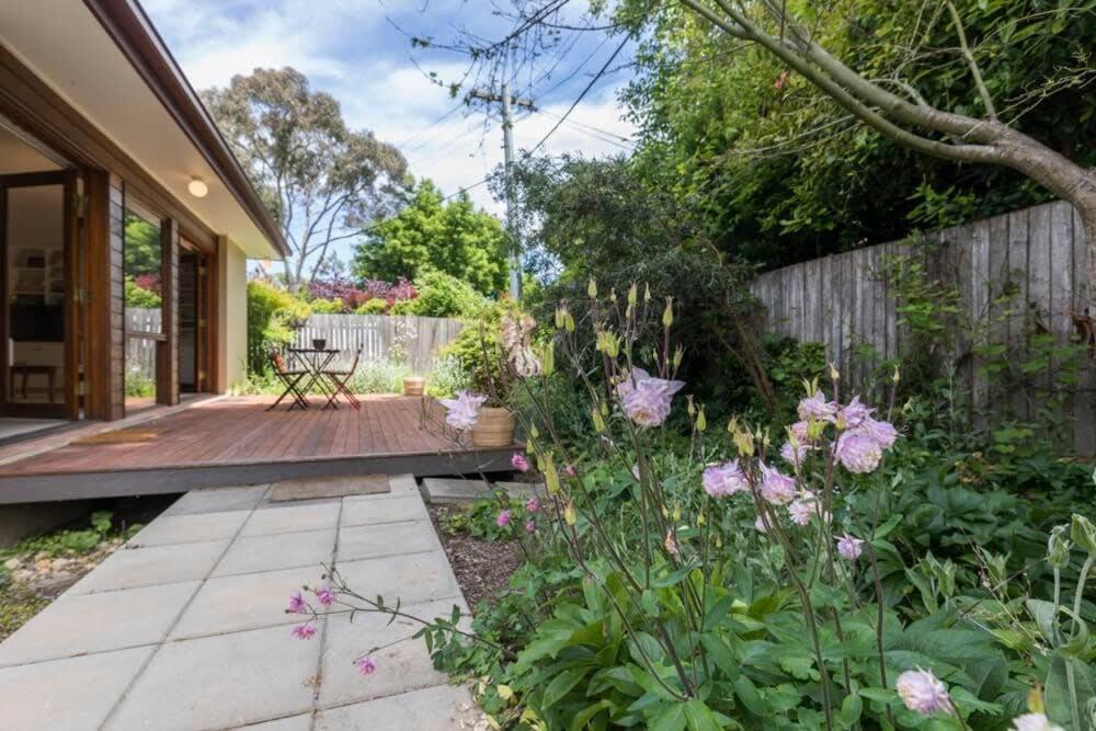 3 Bdrm 2 Bthrm House Close To Canberra Cbd & Anu Dış mekan fotoğraf